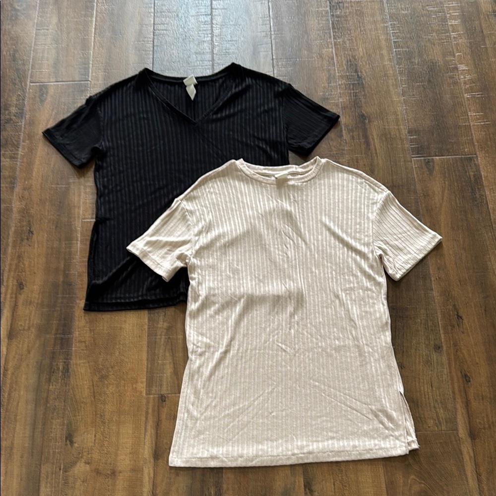 2pcs H&M Short Sleeve Top